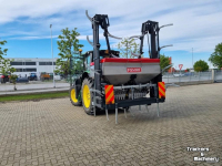 Kunstmeststrooier Fissore Tot maximaal 21 meter 16 uitgangen pneumatische kunstmeststrooier