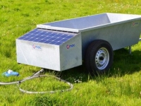 Water drinkbak - zonne energie Qmac Zonnedrinkbak / Waterdrinkbak Anti Diefstal 900 liter 100 Watt op zonne energie en met bronpomp