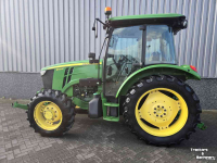 Tractor / Trekker John Deere 5100M