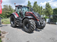 Tractor / Trekker Valtra T155