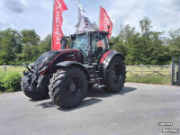 Tractor / Trekker Valtra T155
