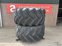 Wielen, Banden, Velgen & Afstandsringen  Set banden 30.5xLR32