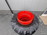 Wielen, Banden, Velgen & Afstandsringen Trelleborg TM900 Highpower 710/75R42