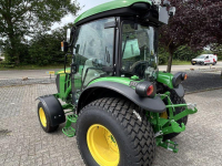 Smalspoor tractor John Deere 4066R
