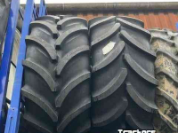 Wielen, Banden, Velgen & Afstandsringen Vredestein Traxion 650/65R38 + 540/65R28