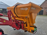Zaagselstrooier voor boxen Flingk ZX 1500 instrooibak euro aansluiting boxenstrooier
