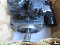 Maaidorser / Combine New Holland CNH Hydro pomp voor CR 940/960/970/980 Parts nr:87325072R