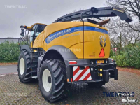 Veldhakselaar New Holland FR 550
