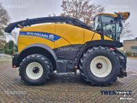 Veldhakselaar New Holland FR 550