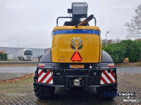 Veldhakselaar New Holland FR 550 hakselaar