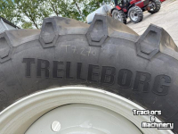 Wielen, Banden, Velgen & Afstandsringen Trelleborg Set Trelleborg TM-800 banden 650/65R42 op vaste velg