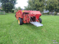 Persen / Balenpers / Pakkenpers New Holland Hayliner 377