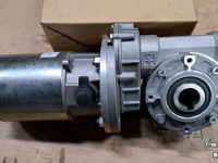 Diverse nieuwe onderdelen  Elsto transmission VFR49P P63