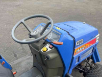 Compact tractor Iseki TM 3240 minitractor