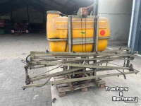 Gedragen Veldspuit  veldspuit 500 ltr , 12 m