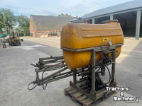 Gedragen Veldspuit  veldspuit 500 ltr , 12 m