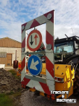 Overige machines voor weg-, berm-, en slootonderhoud  Opklapbaar actiebord