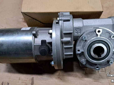 Diverse nieuwe onderdelen  Elsto transmission VFR49P P63