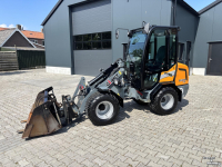 Shovel / Wiellader / Kniklader Giant G2500 HD X-TRA. Bak en Lepels, Vol cabine, 208 uur.