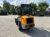 Shovel / Wiellader / Kniklader Giant G2500 HD X-TRA. Bak en Lepels, Vol cabine, 208 uur.