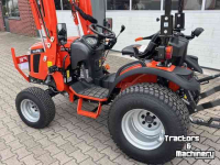 Tractor / Trekker TAFE 6028 H VOORLADER HST