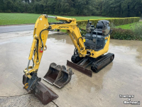 Mini-graver / Mini-graafmachine New Holland e9sr