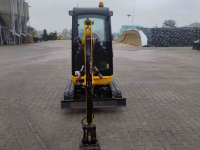 Rupskraan / Graafmachine op rupsen JCB 8018