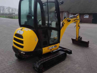 Rupskraan / Graafmachine op rupsen JCB 8018