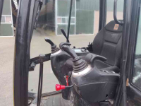Rupskraan / Graafmachine op rupsen JCB 8018
