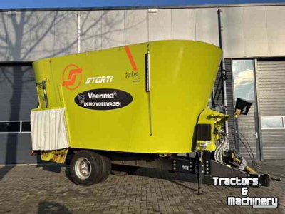 Voermengwagen Vertikaal Storti Dunker T2S240