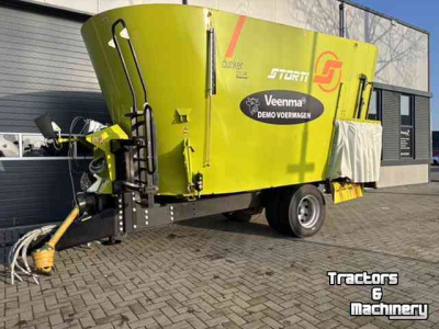 Voermengwagen Vertikaal Storti Dunker T2S240