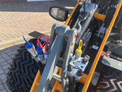 Shovel / Wiellader / Kniklader Giant G2300HD ANNIVERSARY EDITION