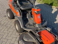 Zitmaaier Husqvarna R420T AWD