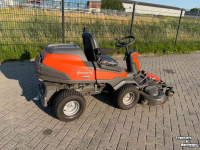 Zitmaaier Husqvarna R420T AWD