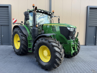 Tractor / Trekker John Deere 6215R