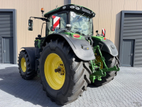 Tractor / Trekker John Deere 6215R