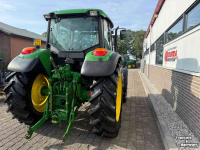 Tractor / Trekker John Deere 6120 SE
