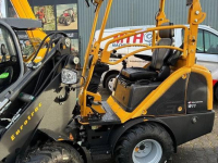 Shovel / Wiellader / Kniklader Eurotrac w 11