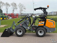 Shovel / Wiellader / Kniklader Giant G2700HD