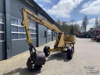 Graafmachine  Landbouwkraan getrokken