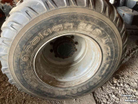Wielen, Banden, Velgen & Afstandsringen Nokian 700/50R26,5