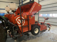 Pootmachine Miedema CP42 bekerpootmachine| aanaardkap | Erosionstop | dewulf