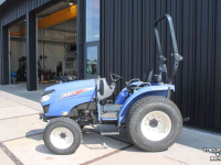 Compact tractor Iseki TLE3400H hydrostaat compacttrekker tuinbouwtractor gazonbanden