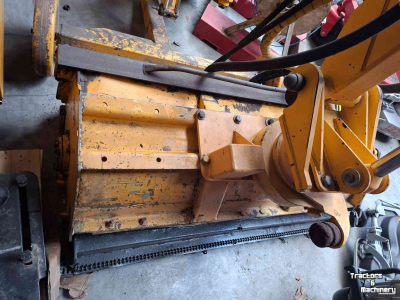 Maaiarm met klepelmaaier Herder MBKA 512SH