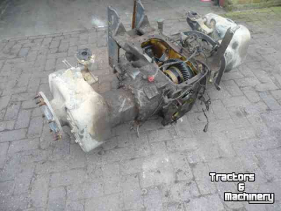 Gebruikte onderdelen van tractoren Fendt 310/311/312