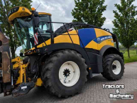 Veldhakselaar New Holland FR780