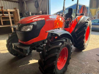 Tractor / Trekker Kubota M7060 hydraulic shuttle