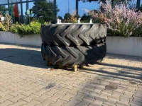 Wielen, Banden, Velgen & Afstandsringen Vredestein 16.9x38