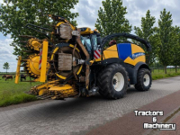 Veldhakselaar New Holland FR780