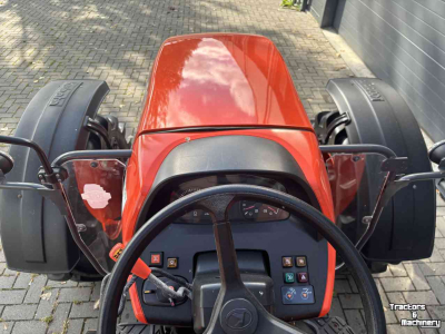 Tractor / Trekker Kubota M7060 hydraulic shuttle